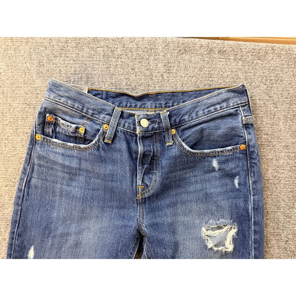 Vintage Levi's 501 T Womens Tapered Jeans 26x28 Medium Wash Distressed Button Fl - Picture 5 of 16